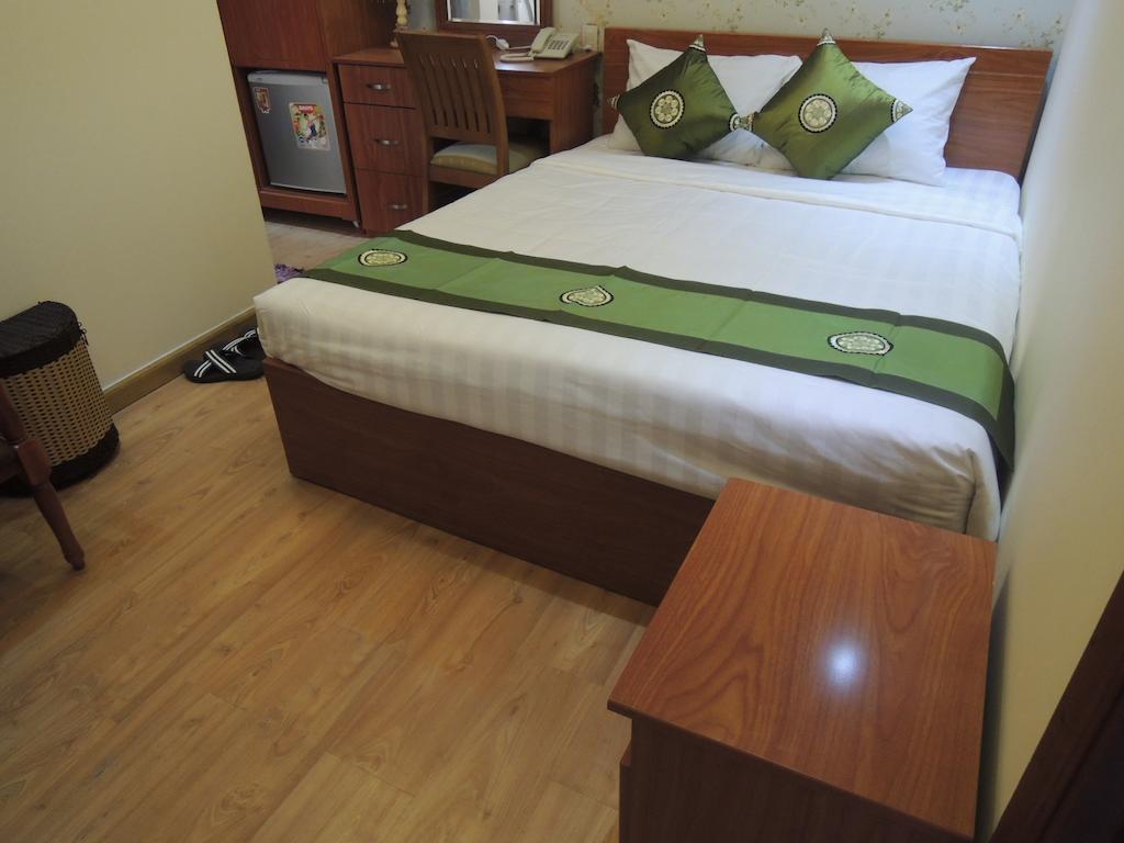 Bali B Hotel Хошимин Екстериор снимка
