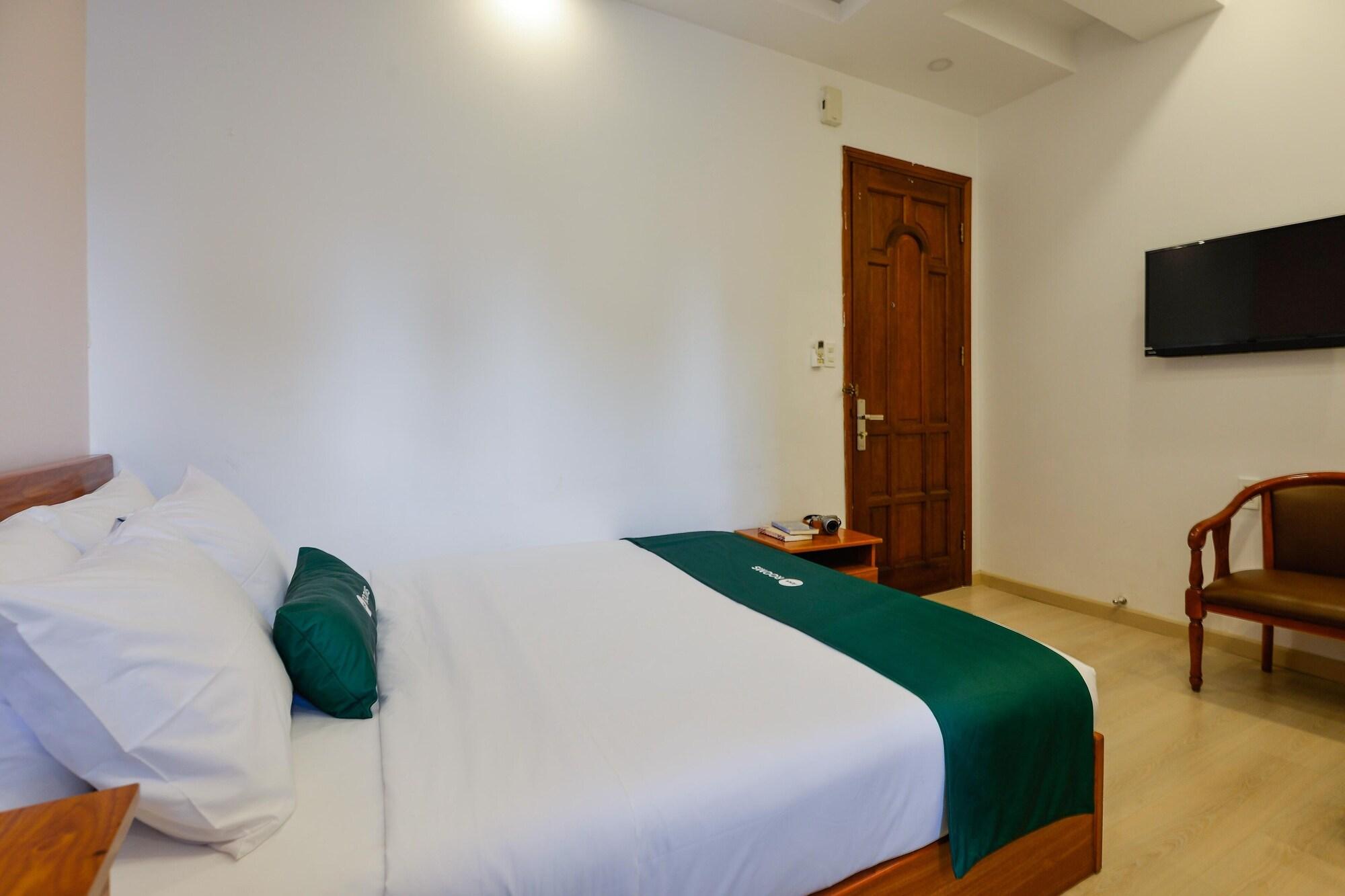 Bali B Hotel Хошимин Екстериор снимка